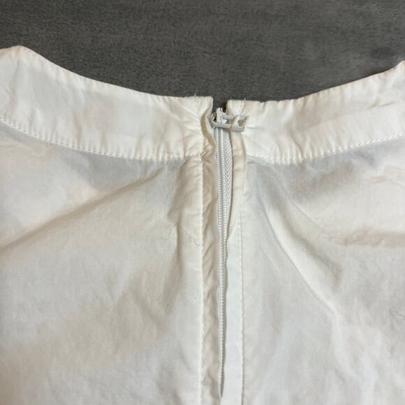 Gap Crewneck Short Sleeve Peplum Blouse Size 00 Floral Embroidery Eyelet Lace - Picture 6 of 9